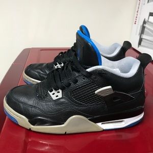 SOLD📦 AIR JORDAN 4 RETRO 'MOTORSPORTS ALTERNATE'